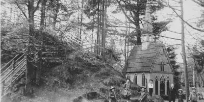 Der Judenberg mit Kapelle und Schordan-Säule um 1900